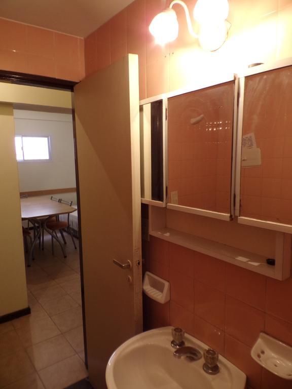 Departamento Mendoza Centro "A Lo De Cristian" Apartment Bagian luar foto